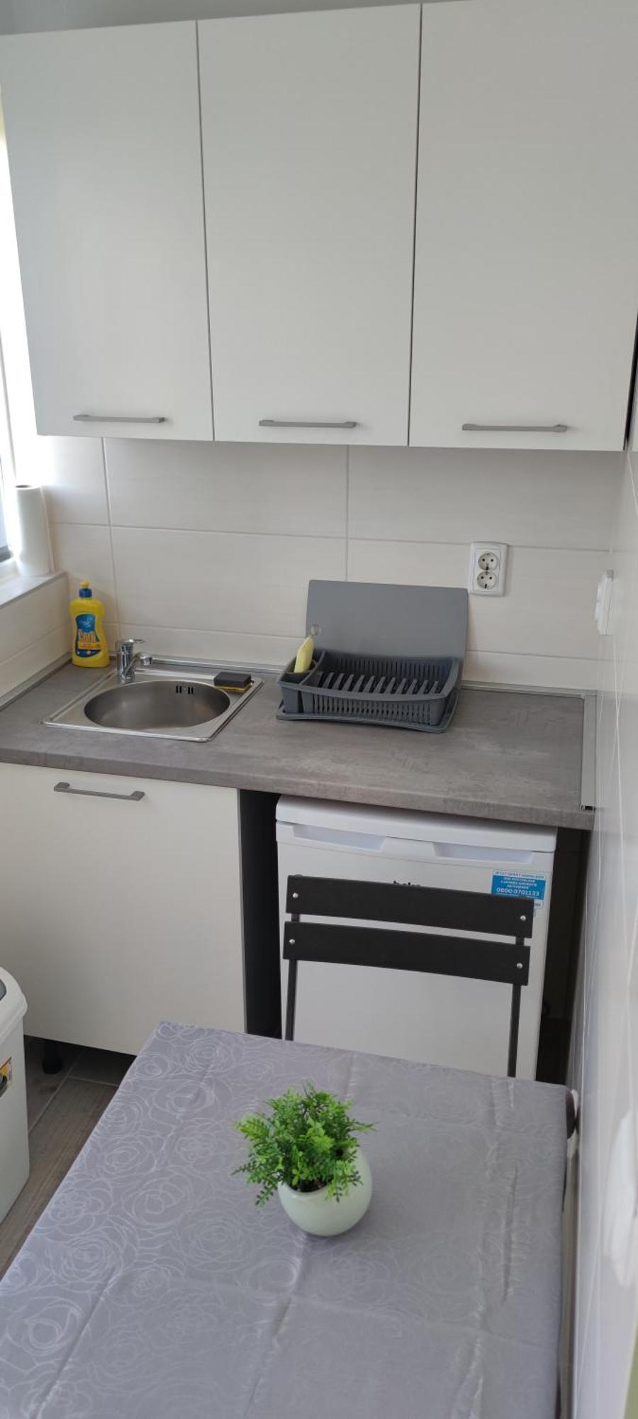 Cinema House Single & Double Rooms & Studio Apartments พูลา ภายนอก รูปภาพ