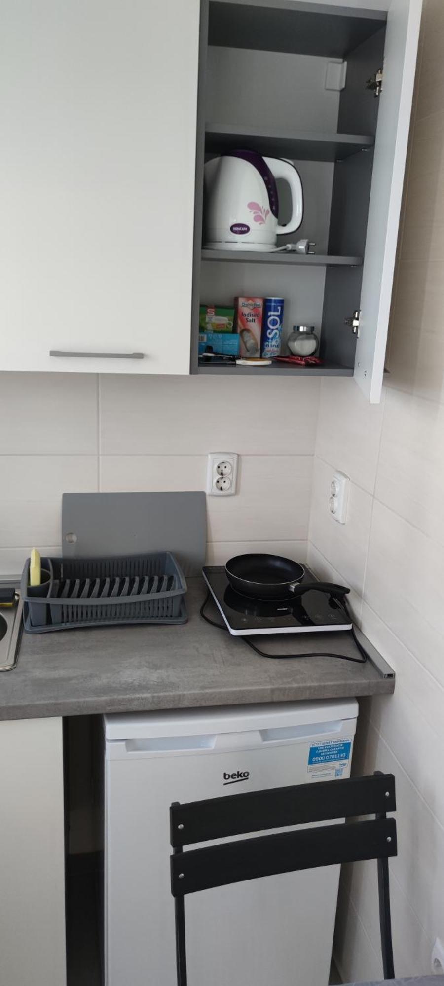 Cinema House Single & Double Rooms & Studio Apartments พูลา ภายนอก รูปภาพ