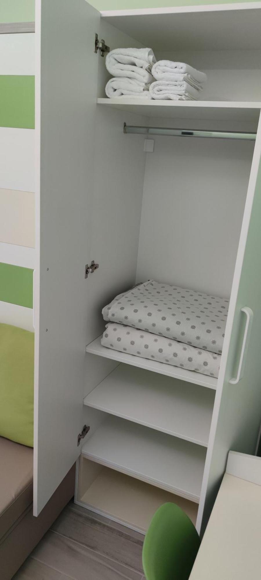 Cinema House Single & Double Rooms & Studio Apartments พูลา ภายนอก รูปภาพ